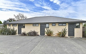 extra large spa bath suites